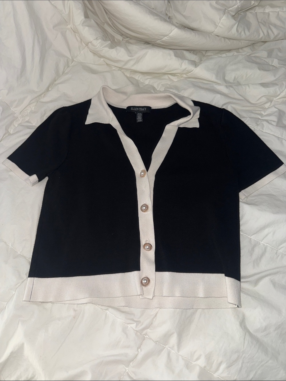 Ellen Tracy Black & Cream Short-Sleeve Button Cardigan Top